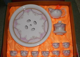 益加日用品厂家居布艺加盟连锁火爆招商中，打开家居百货新商机